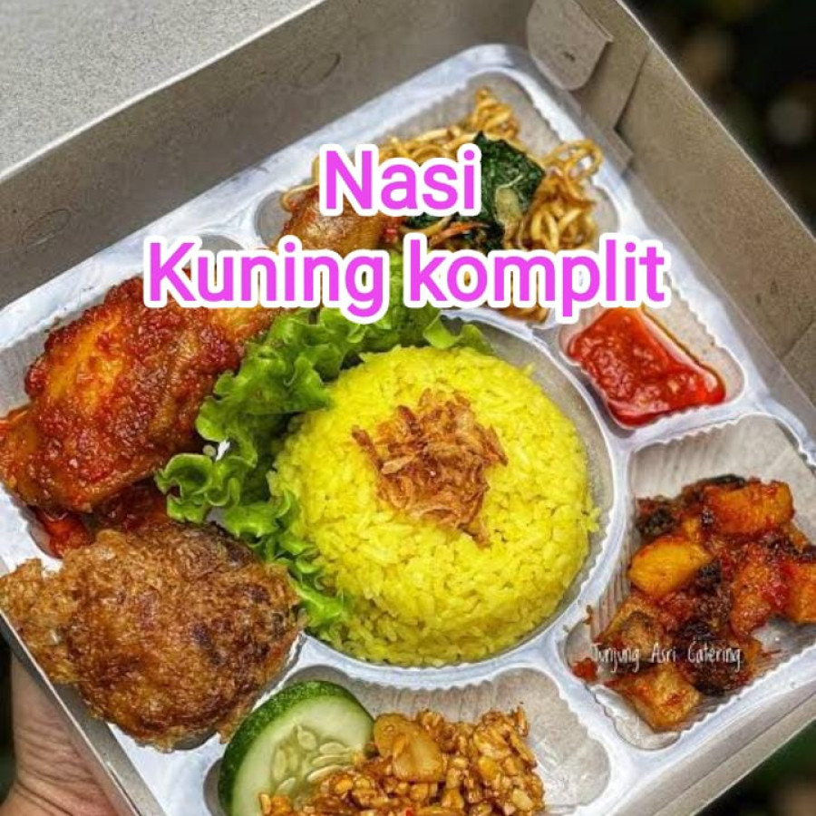 nasi kuning komplit