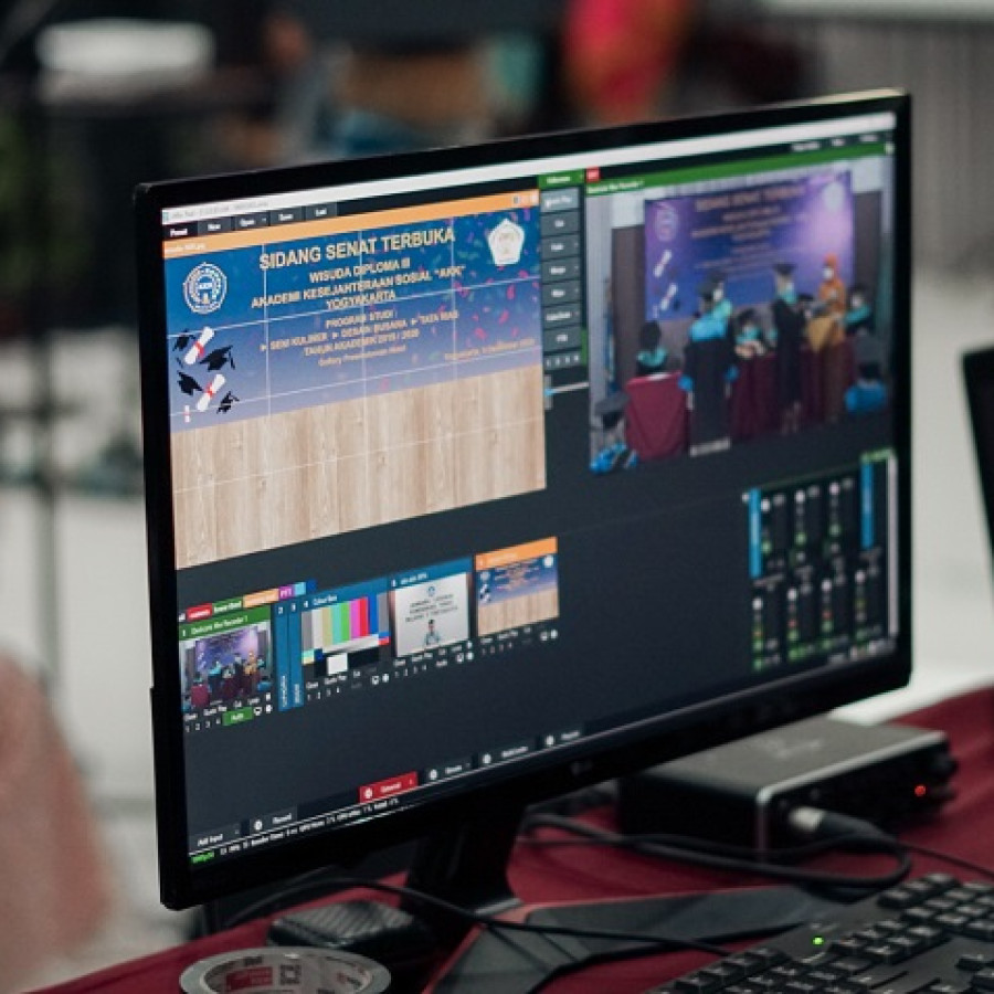 STREAMING SYSTEM - depan