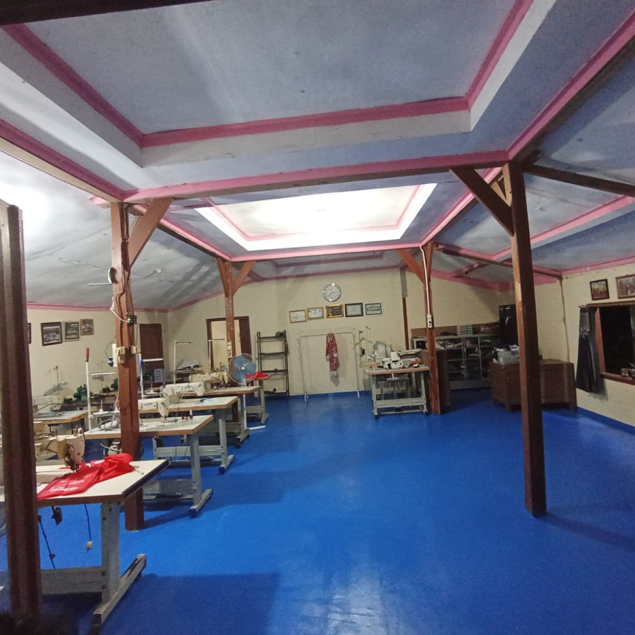 Sewa Peralatan Mesin Jahit - utama