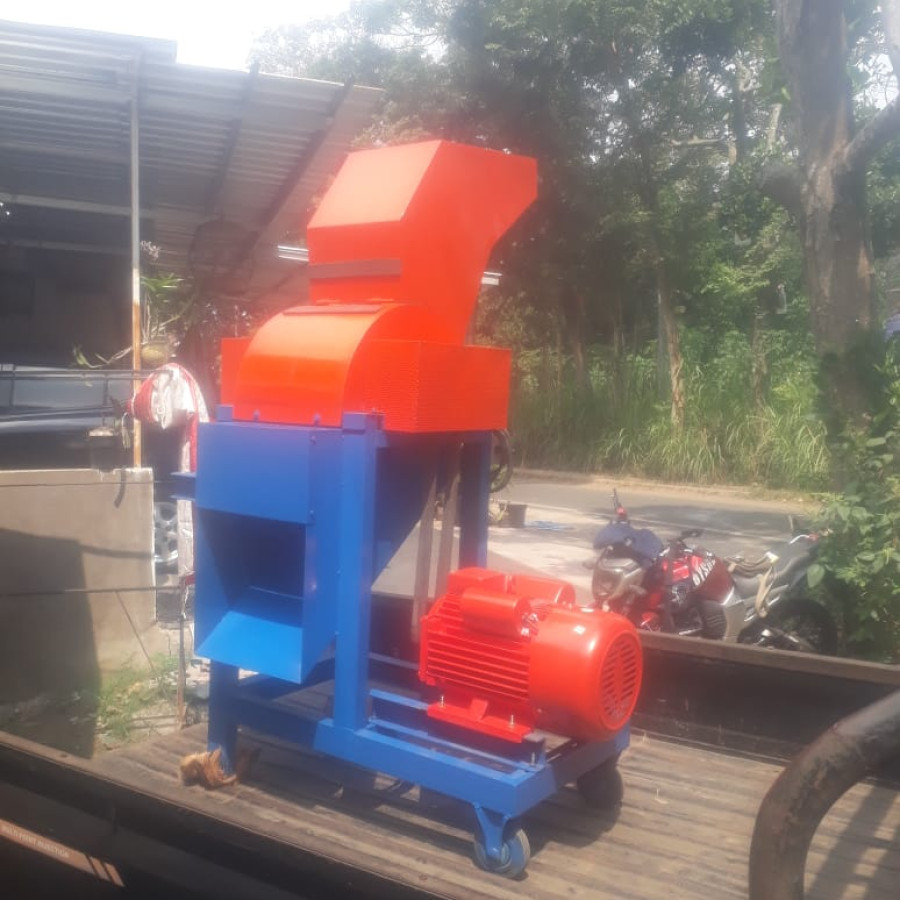 Mesin Pencacah Plastik - depan
