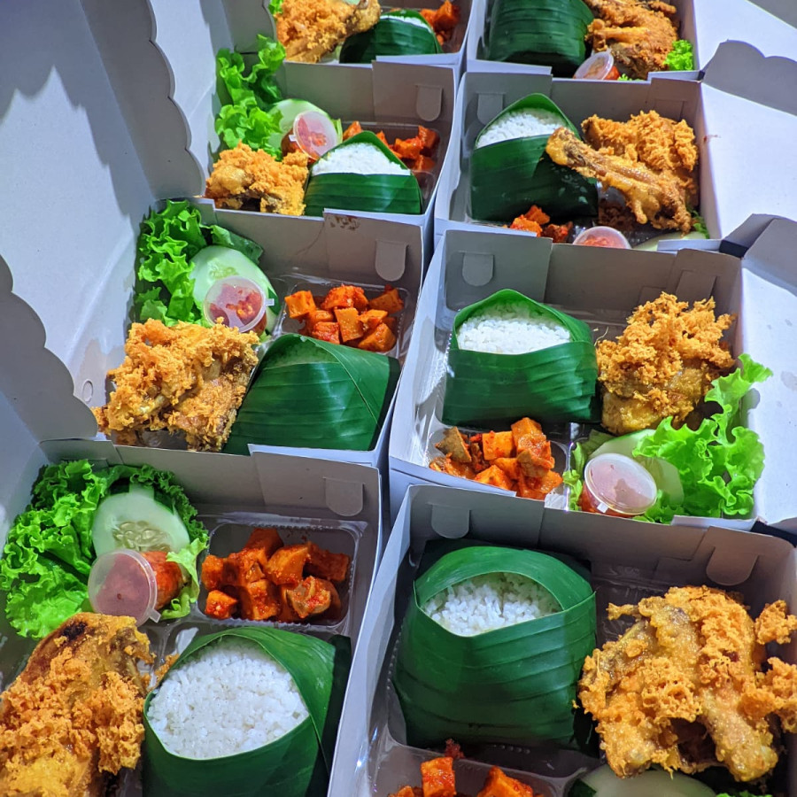 Nasi Bok komplit - detail