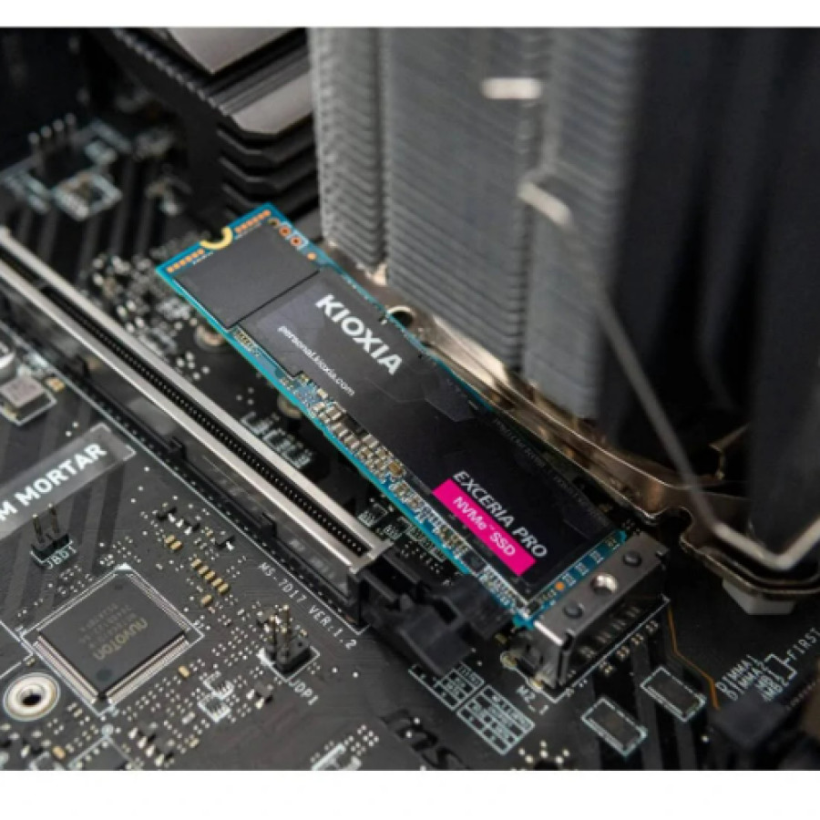 Kioxia EXCERIA PRO NVMe SSD 1TB PCIe 4.0 M.2 Tipe 2280-S2-M - samping