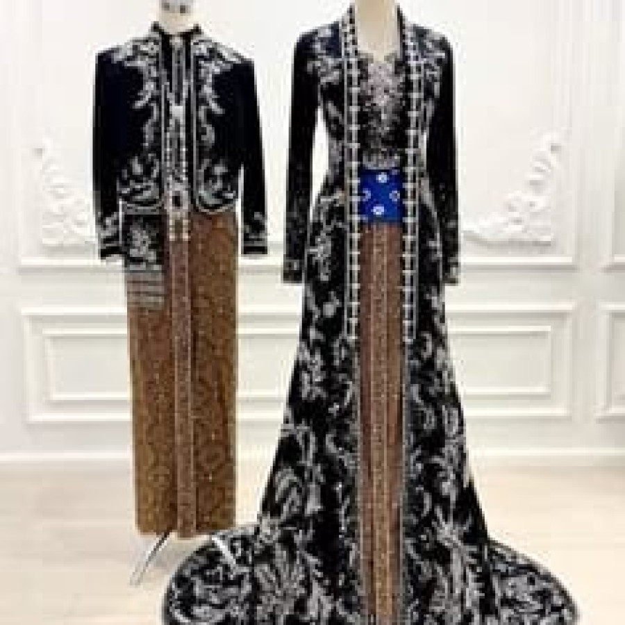 baju adat - depan