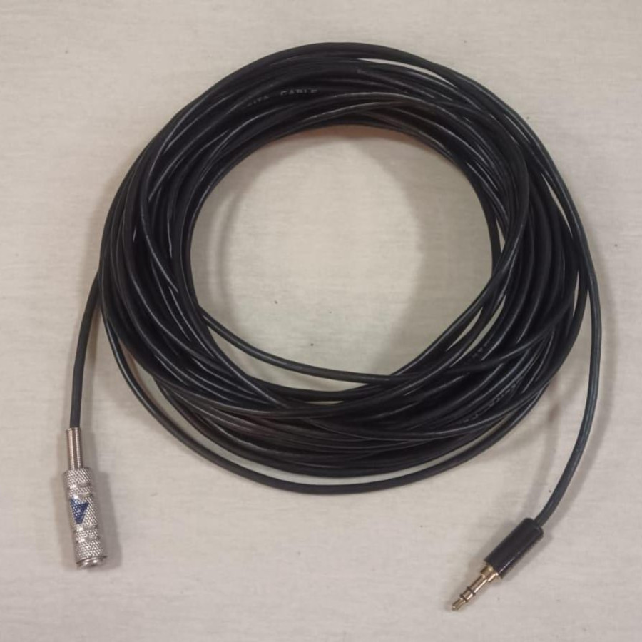 kabel Audio Headphone (akai female) to mixer (mini stereo)