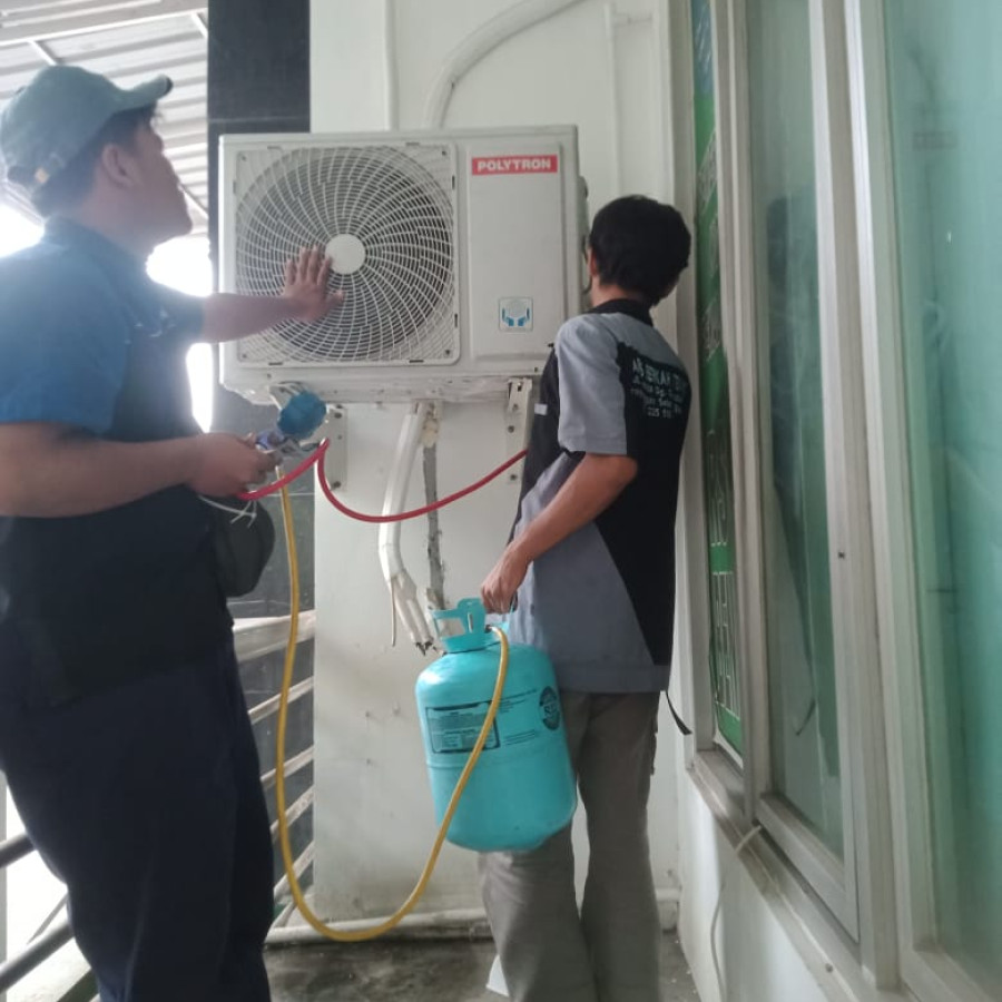 freon ac rumah - depan