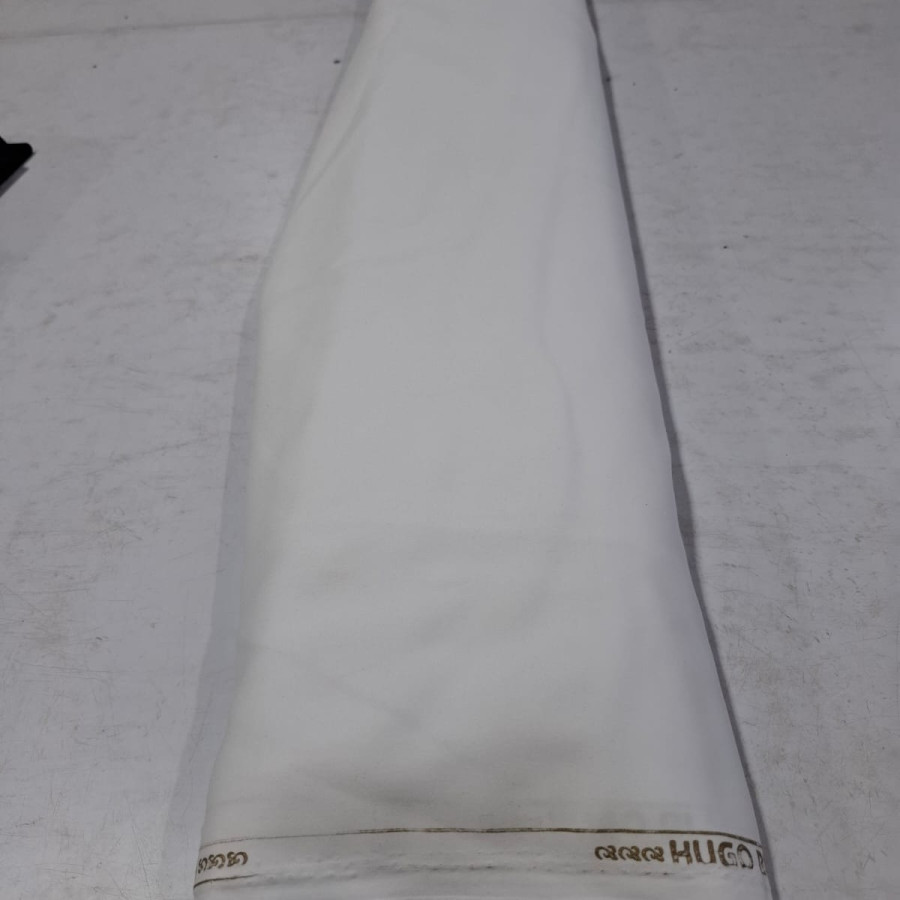 KAIN HUGO BLACK - depan