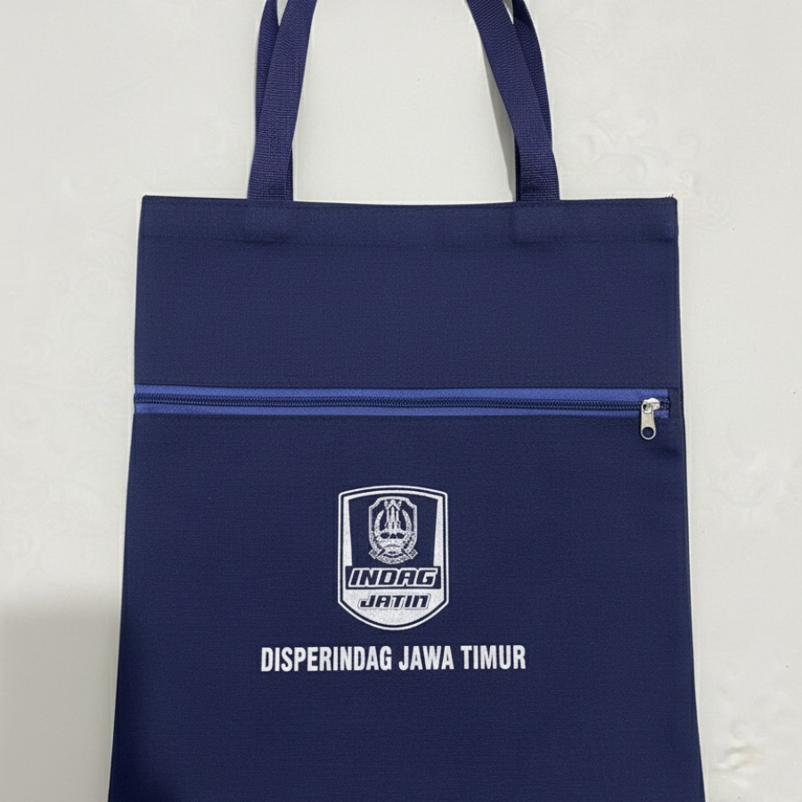 Tas Kanvas Navy - utama