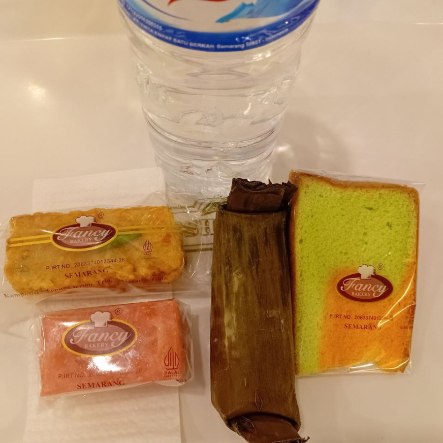 Fancy Bakery - Paket Snack 19.000