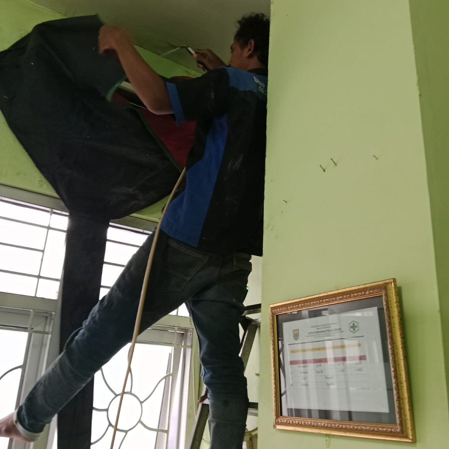 Cleaning ac 1,5-2pk pecalungan