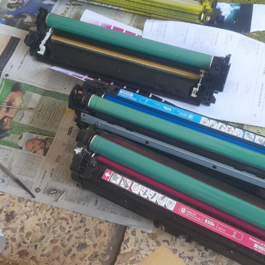 Revil toner HP LJ 1025 - depan