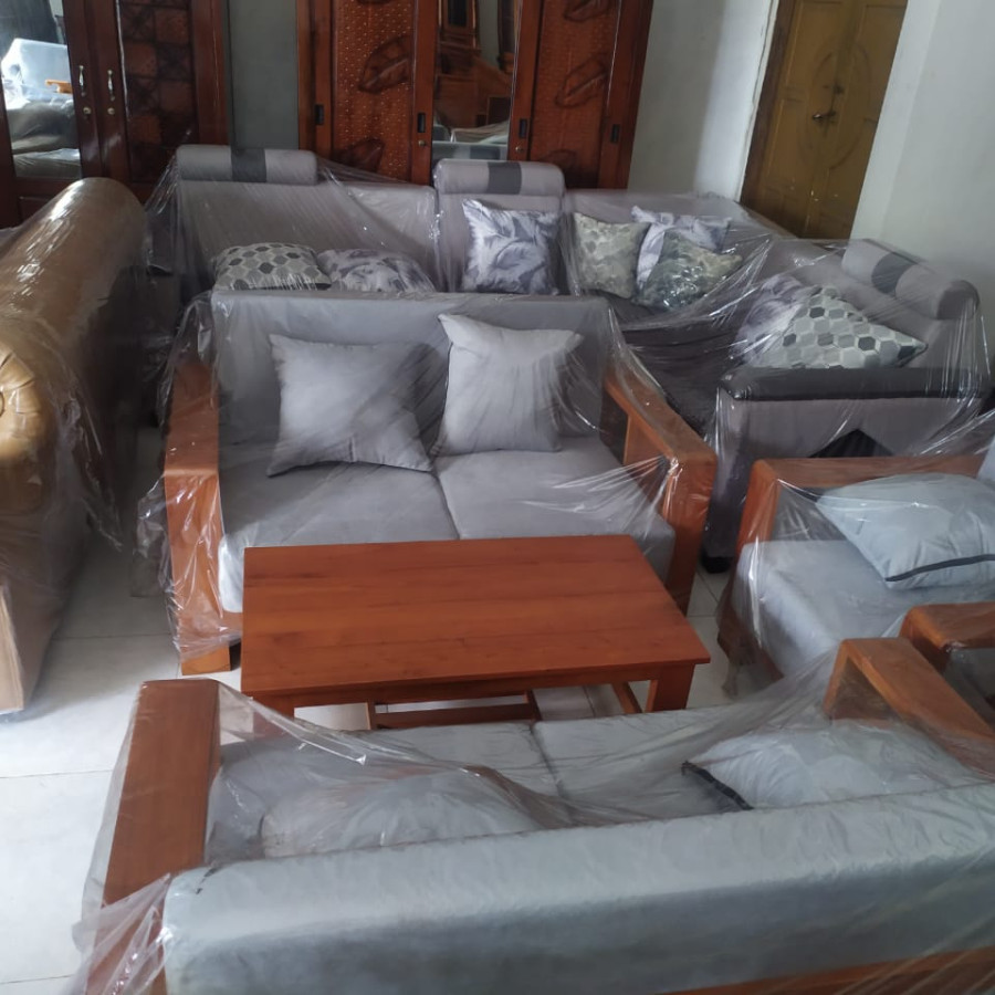 Sofa kursi dan meja - samping