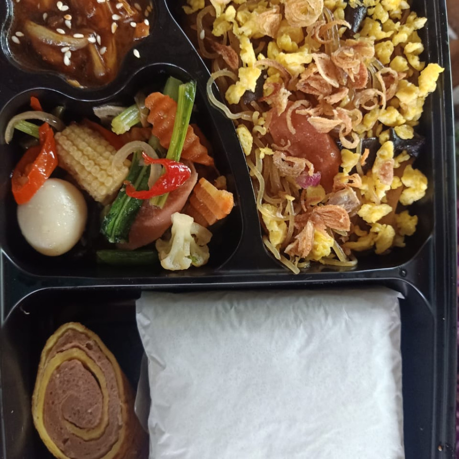 NASI KOTAK - samping