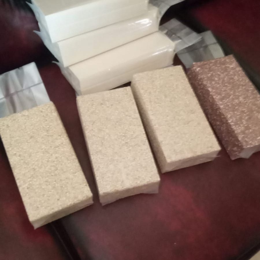 Tepung Sorhum "Sorghum Ibu Pertiwi"  kemasan Vacum 1 kg - depan