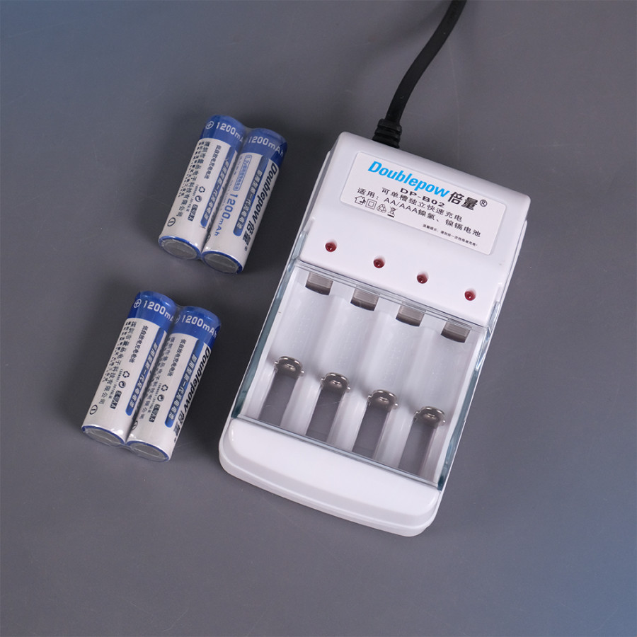 Baterai Charger AA no merk