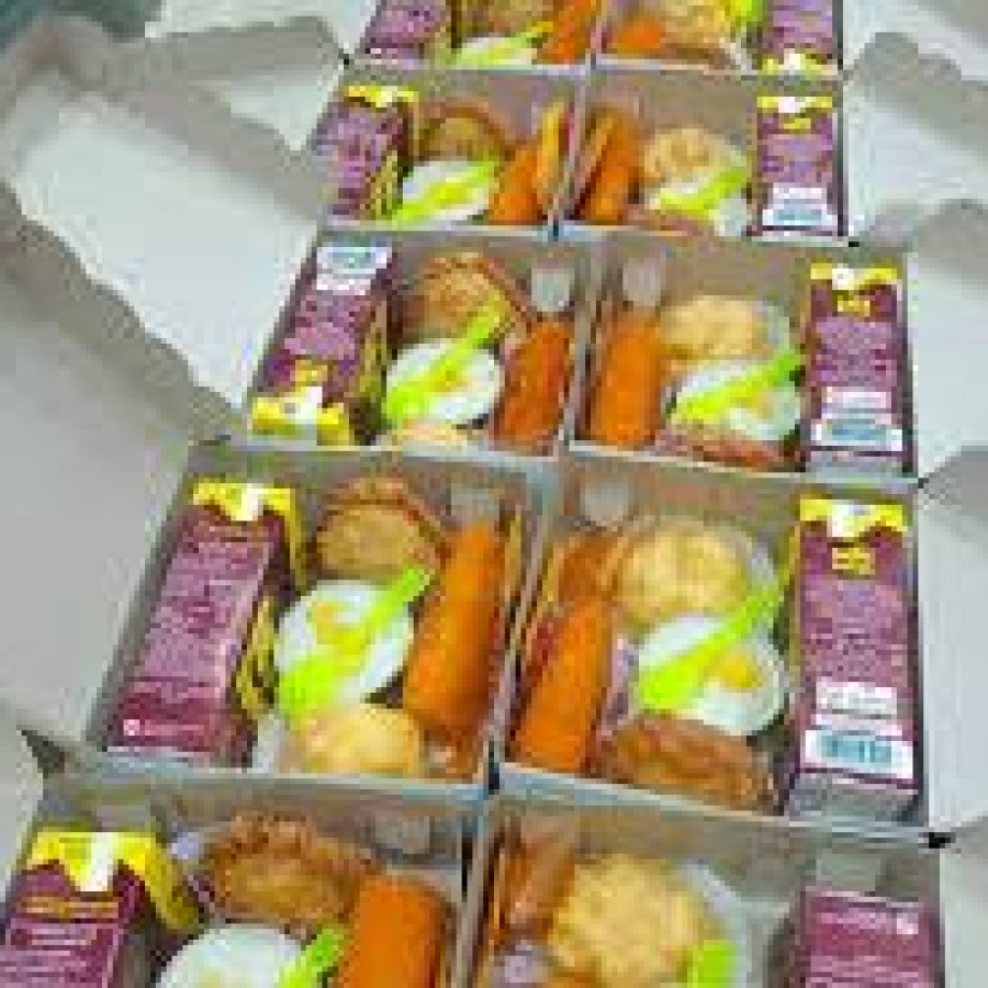 KUE KOTAK / SNACK BOX - samping