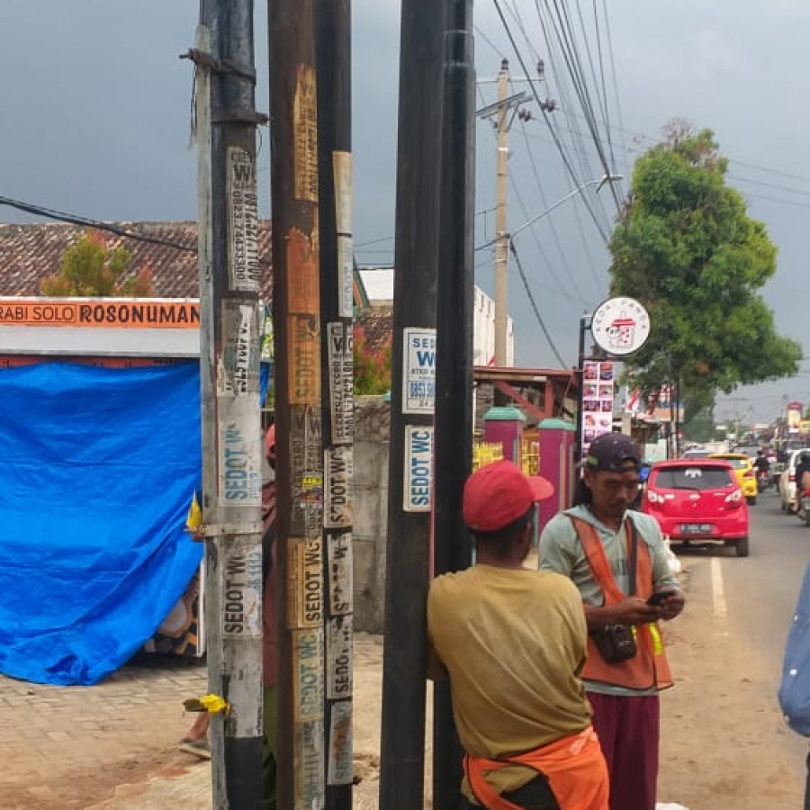 Jasa Pemasangan Tiang Telepon Fiber Optik
