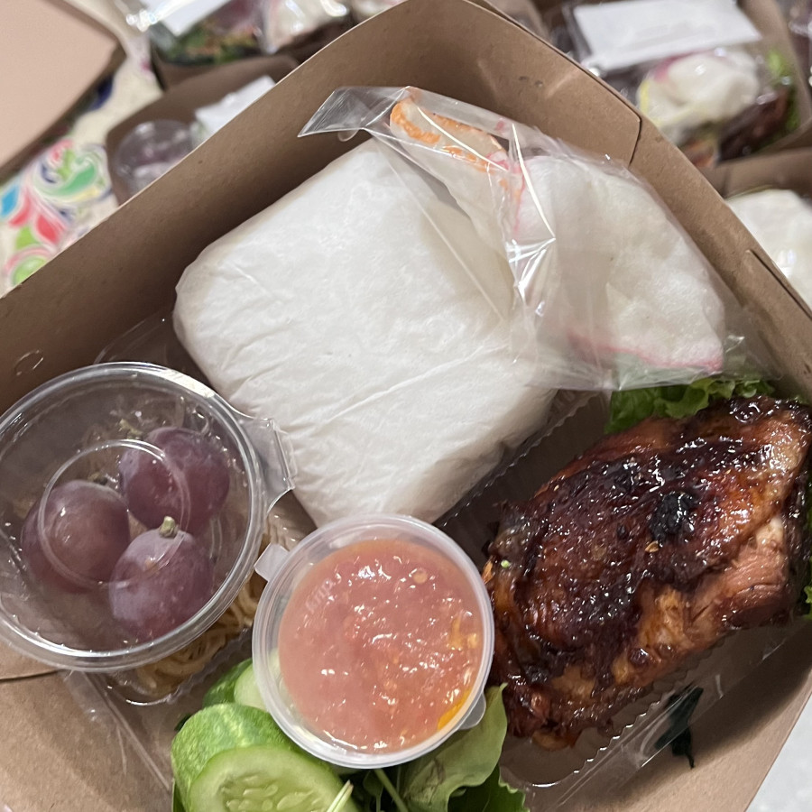 Nasi Box Ayam Bakar