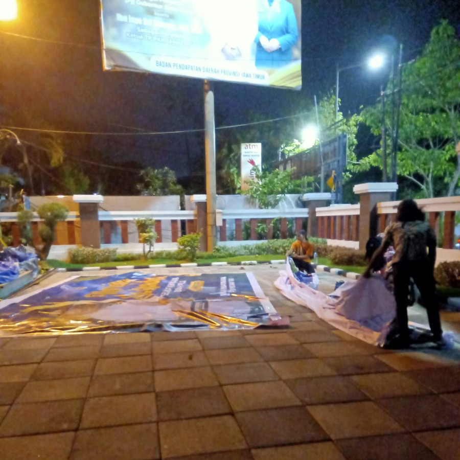 JASA PEMBUATAN DAN PEMASANGAN BALIHO - utama