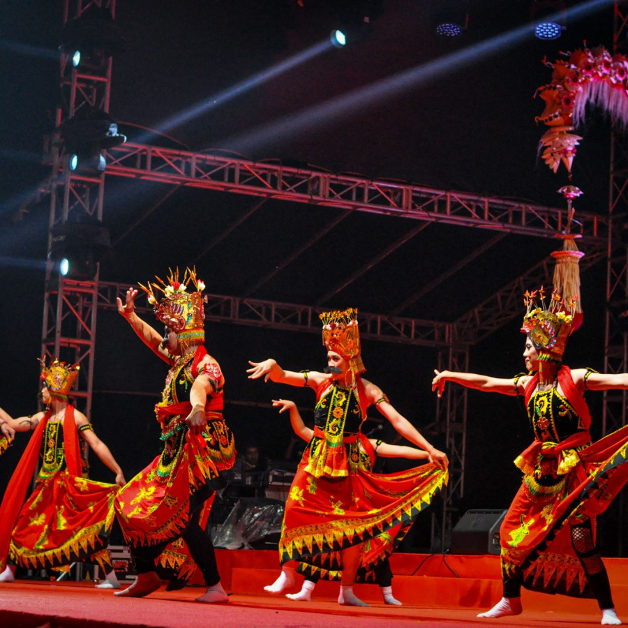 Kesenian Tarian - utama