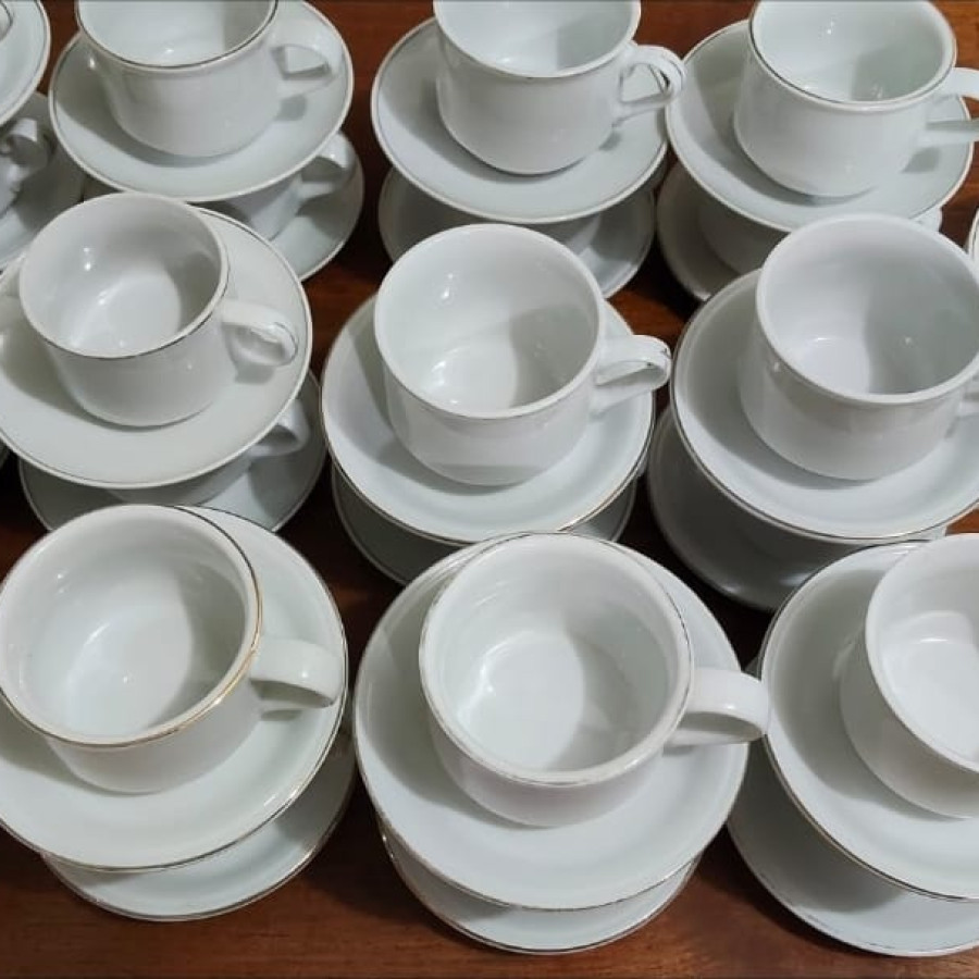 Tea Set (Cangkir dan Lepek), tempat kopi, teh dan gula - utama