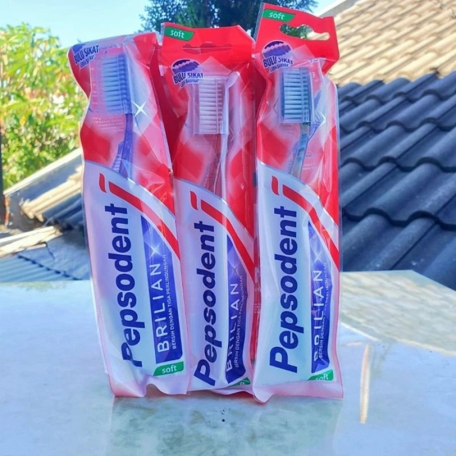 sikat gigi pepsodent