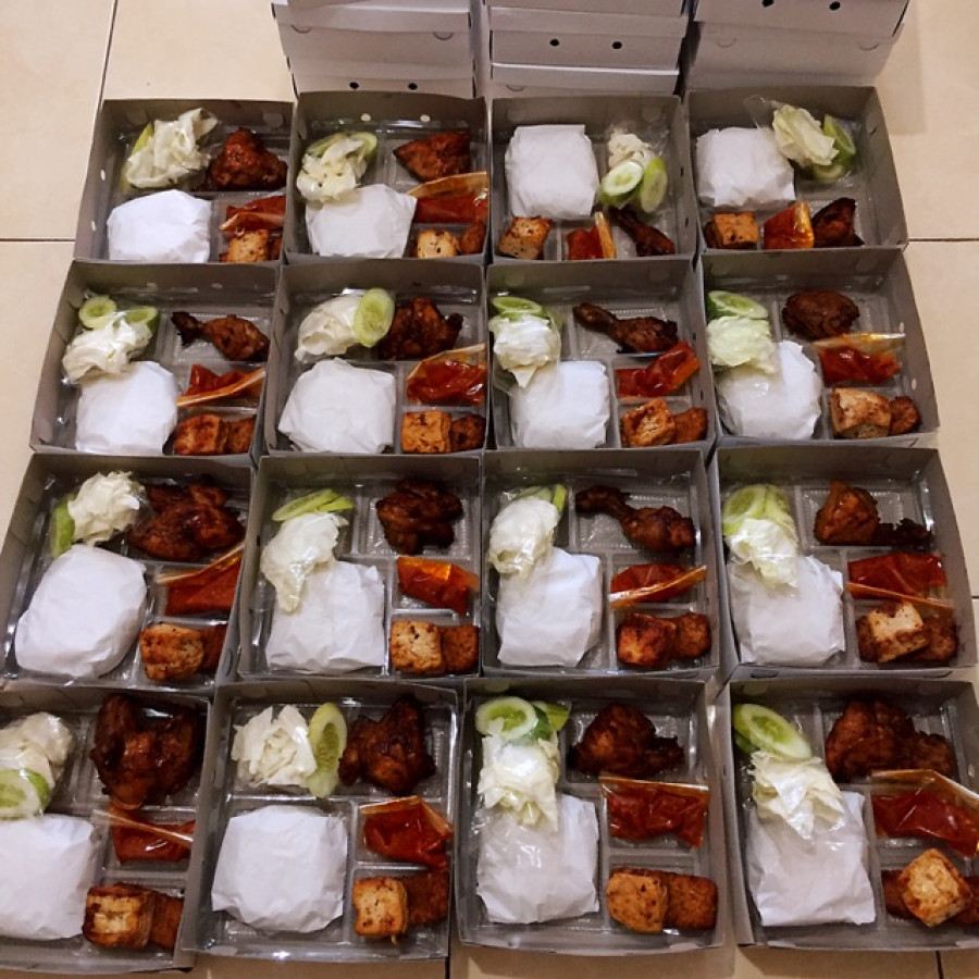 Paket Nasi Dus A - samping