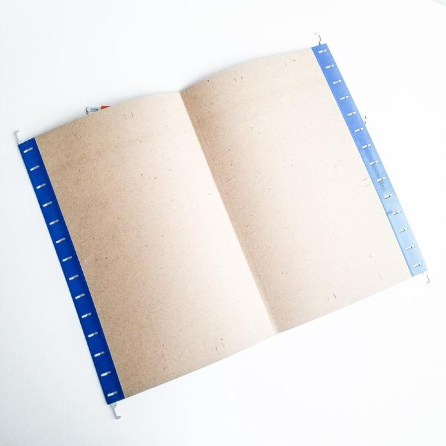 Map Gantung / Suspension Filling Folder Merk FORTE - depan