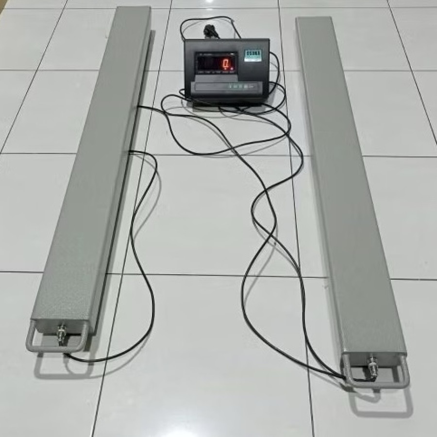 Timbangan Digital Osuka Untuk Hewan - depan