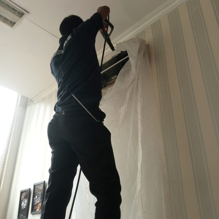 Jasa Cuci AC Split Wall