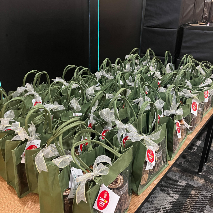 BAHAN BAKU PELATIHAN ANEKA COOKIES/KERIPIK - detail