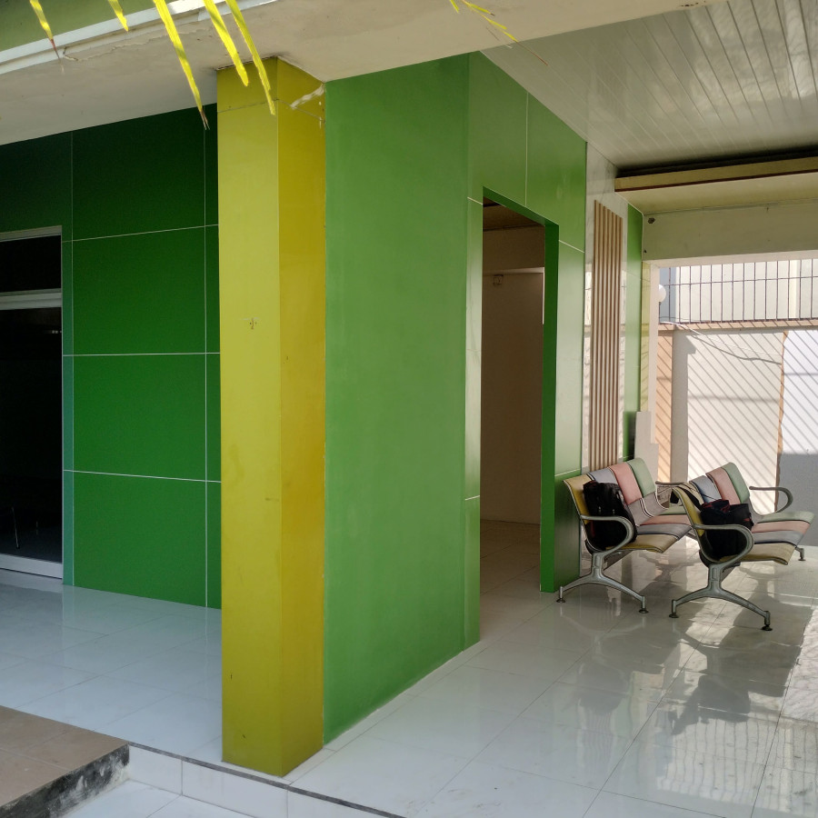 Pasang Partisi HPL single face per m2