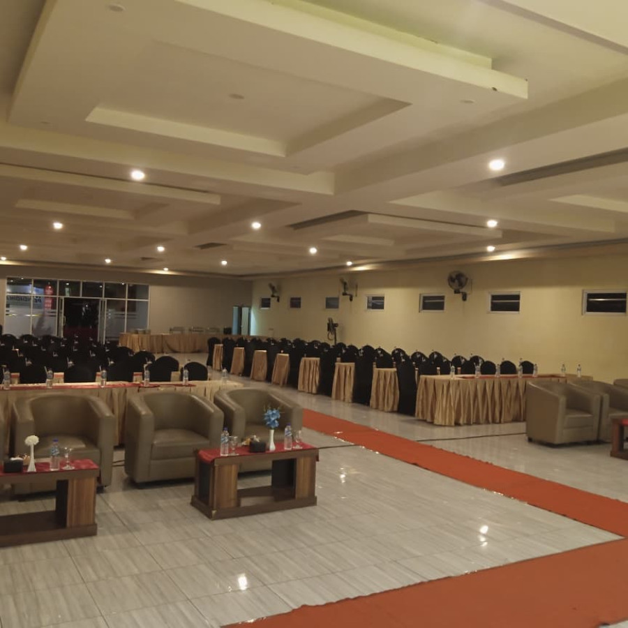 Dhyantie Convention Hall - depan