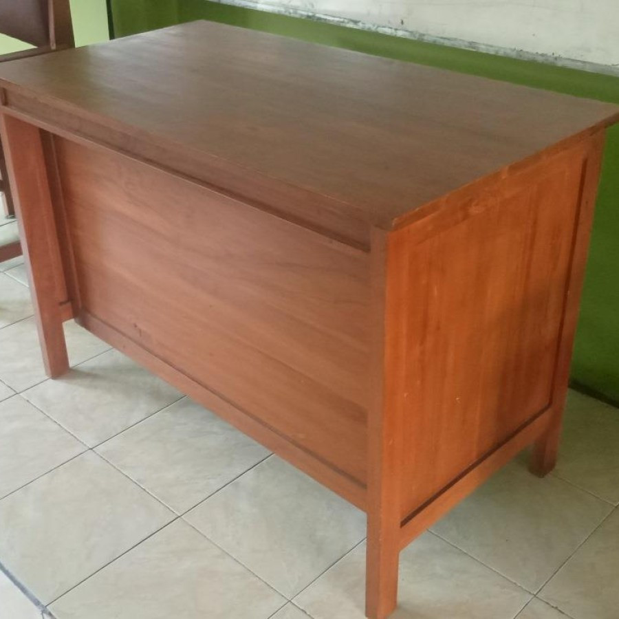 MEJA KURSI GURU - depan