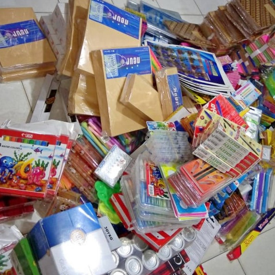 Bahan Baku Praktek Pembelajaran untuk Produksi Teaching Factory  Jurusan Desain Komunikasi Visual