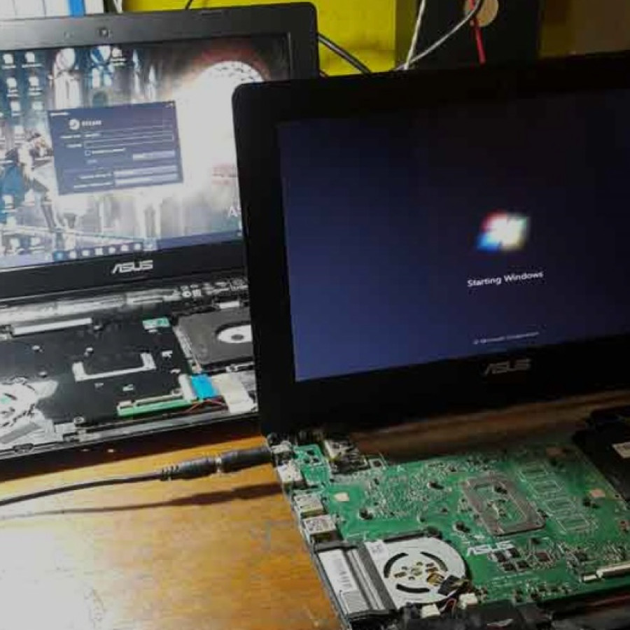 Servis laptop kerusakan berat