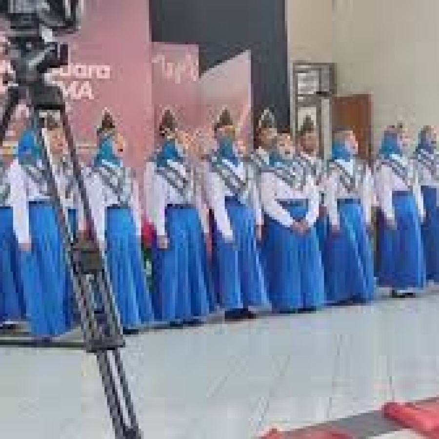 kostum paduan suara
