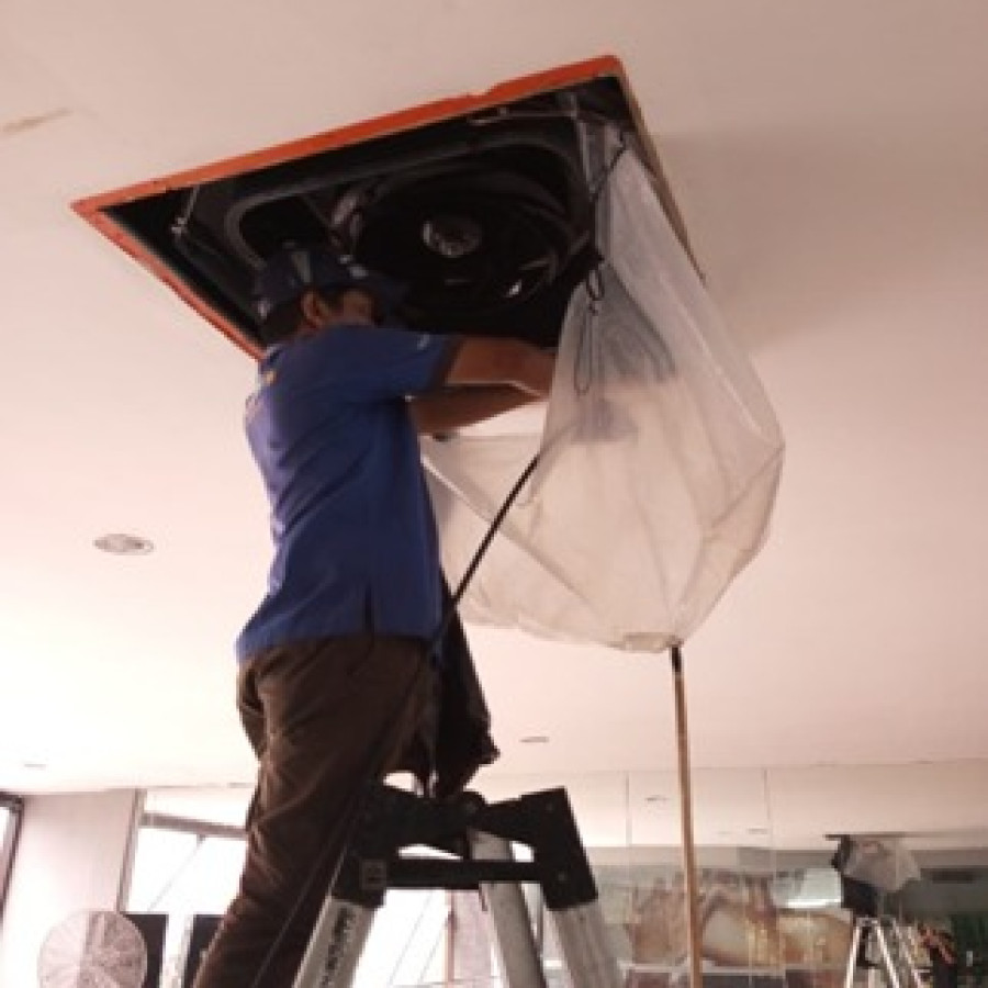 Service Cuci AC Cassette - depan