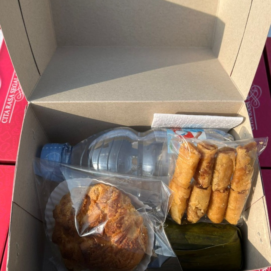Snack Box Makanan RIngan - depan