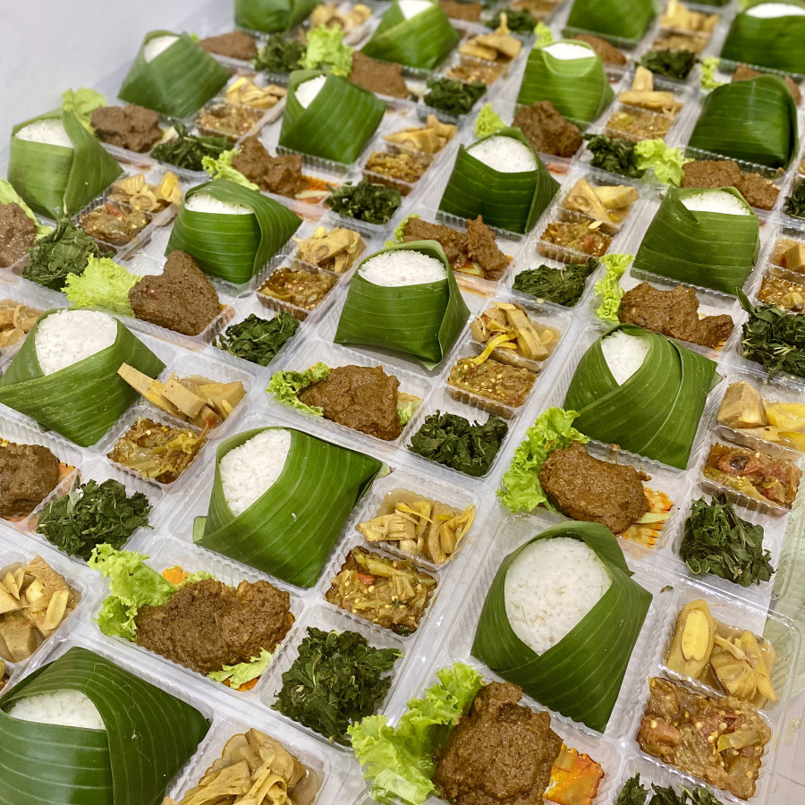 Nasi Padang Rendang Dadar Tebal