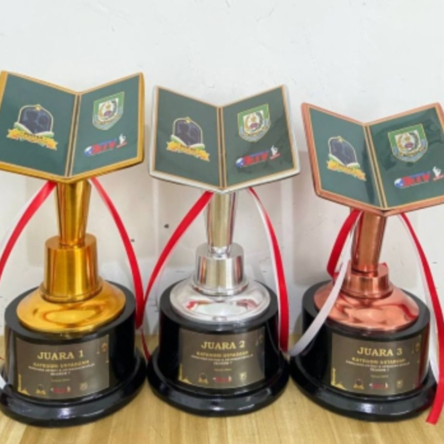 TROPHY PATUNG CUSTOM - utama