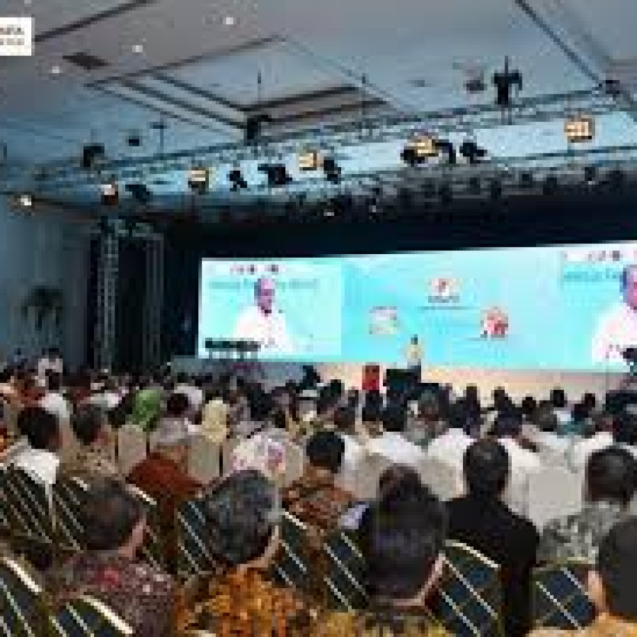EAST JAVA INNOVATION EDUCATION SUMMIT (EJIES) 2025/ tempat pelaksanaan