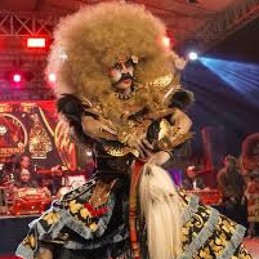 Hiburan Kesenian - samping