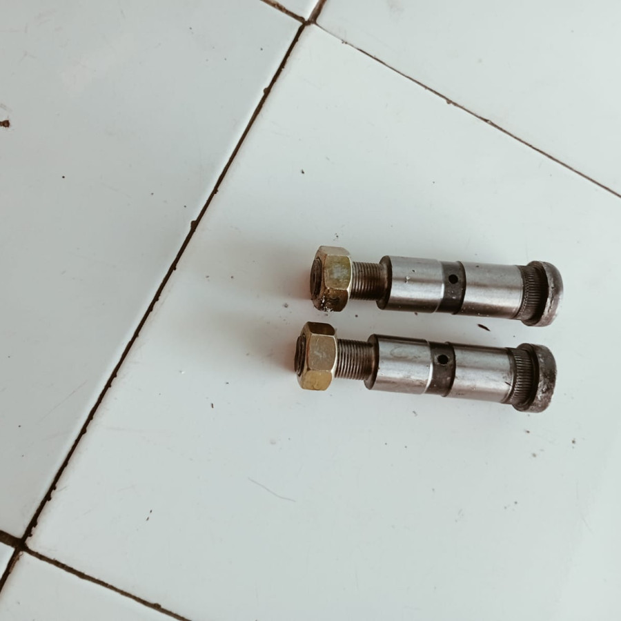 Per Pen Coltdisel Belakang