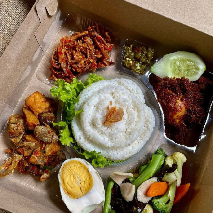 NASI KOTAK KOMPLIT MAWAR