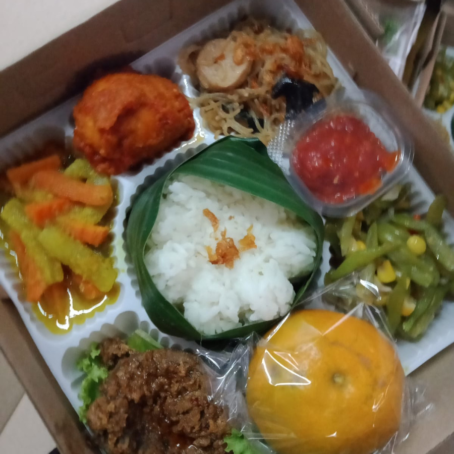 Nasi Kotak F