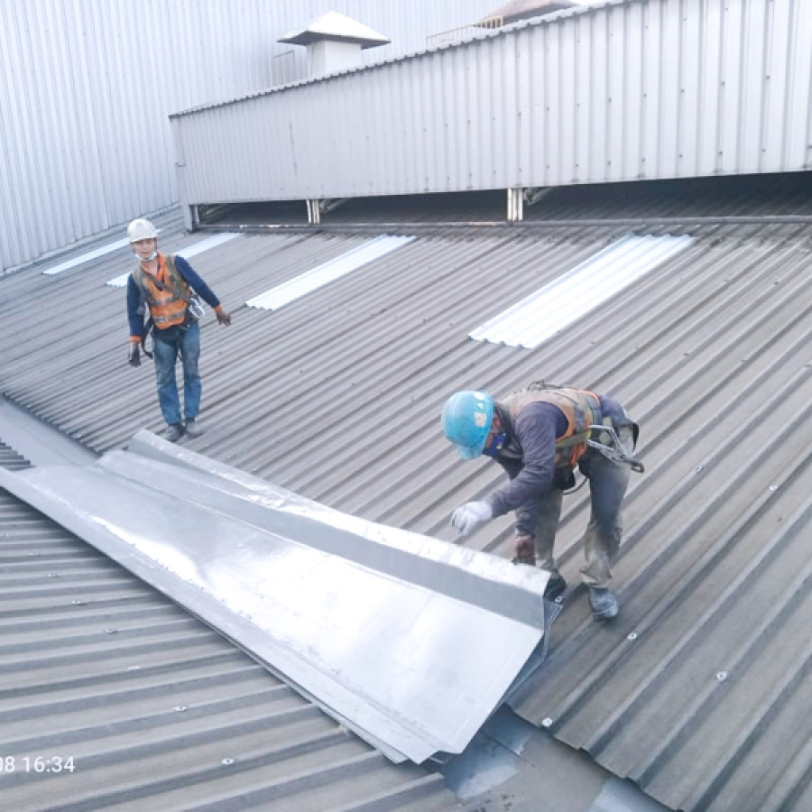 Pekerjaan Talang Bahan Seng Galvanis 90 cm