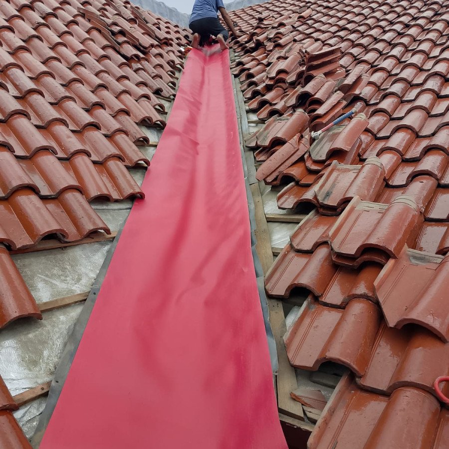 paket pemeliharaan kebocoran atap gedung - depan