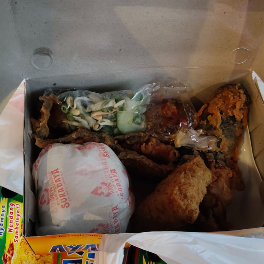 Nasi boxs plus lauk