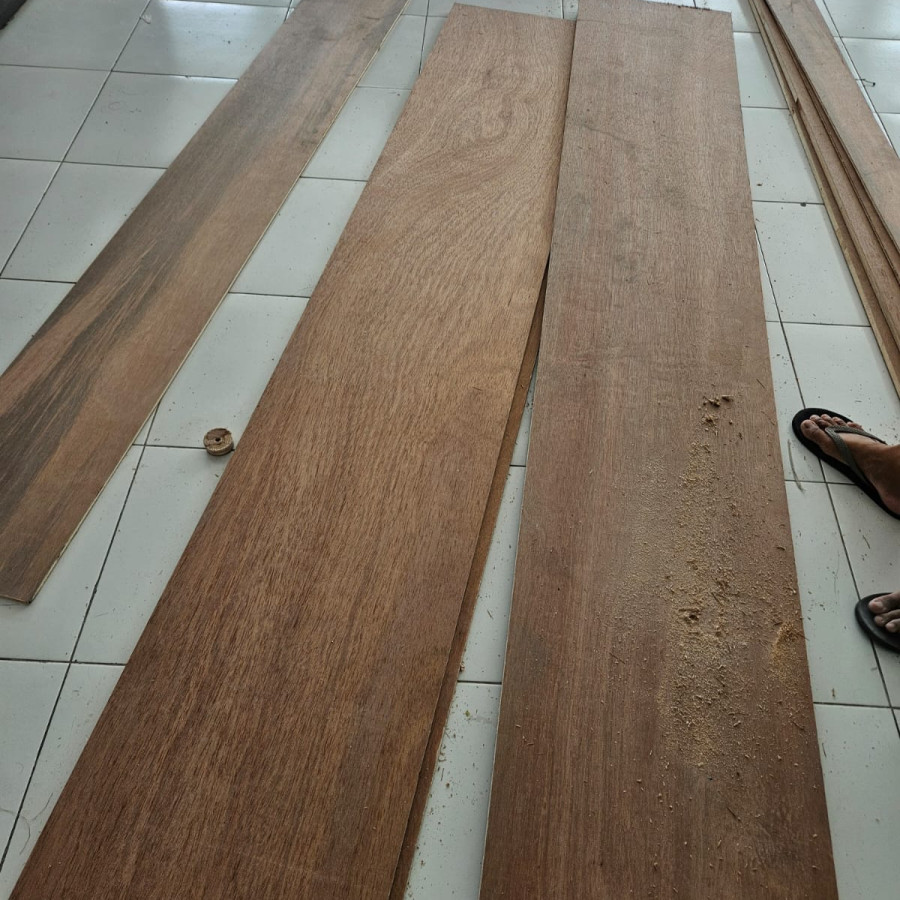 High Pressure Laminated (HPL) Uk. 1,2mx2,4 m - depan