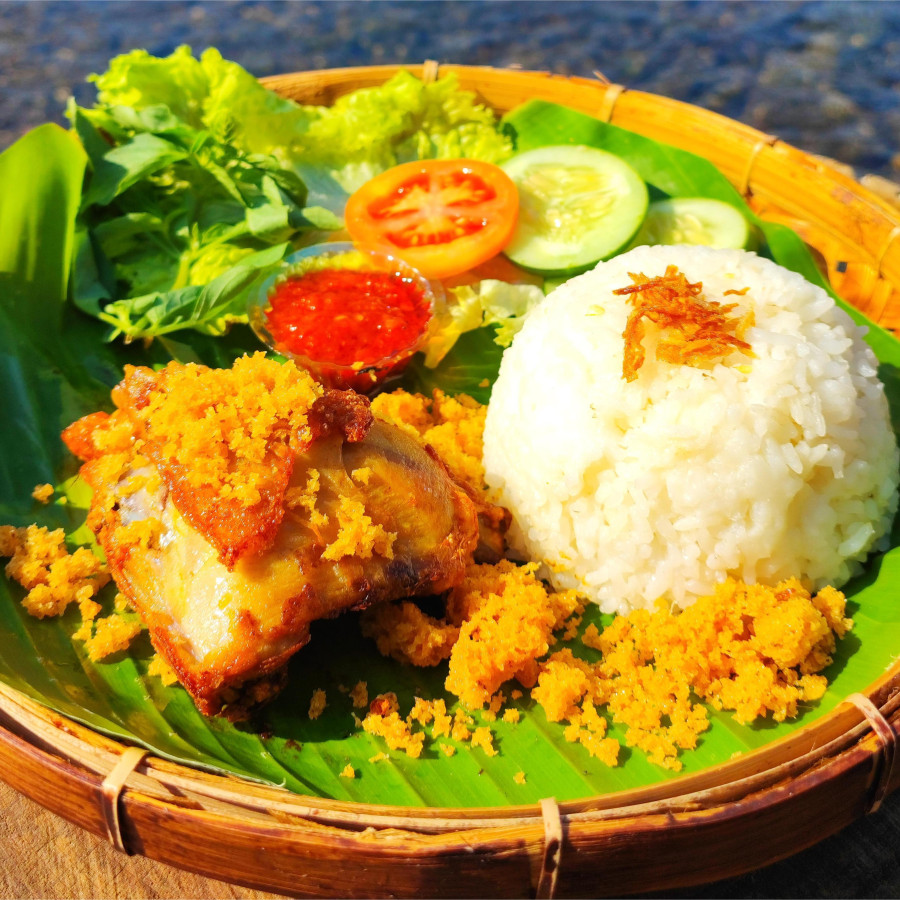 Nasi Ayam Kremes - samping
